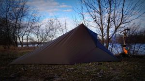 tarp-ultralight-3x3-tent-side